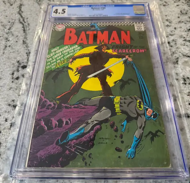 Batman #189 (DC Comics, 1967), CGC 4.5 graded comic book, Universal Blue label — front cover in its holder