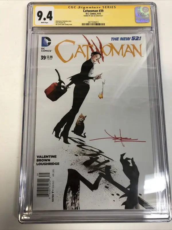 Catwoman #39 (DC Comics, 2015), CGC 9.4 graded comic book, Signature Series label — front cover in its holder