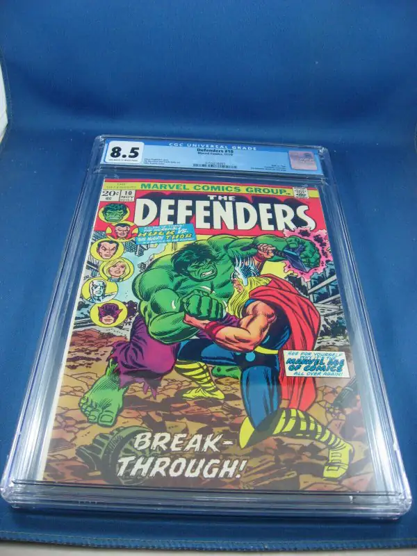 Defenders #10 (Marvel Comics, 1973), CGC 8.5 graded comic book, Universal Blue label — front cover in its holder