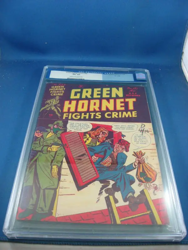 Green Hornet #40 (Harvey Comics, 1948), CGC 8.5 graded comic book, Universal Blue label — front cover in its holder