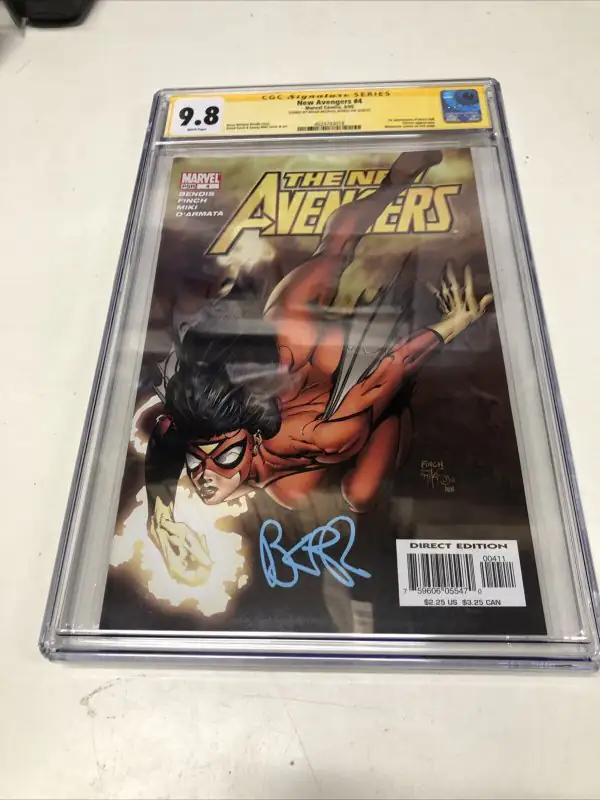 New Avengers #4 (Marvel Comics, 2005), CGC 9.8 graded comic book, Signature Series label — front cover in its holder