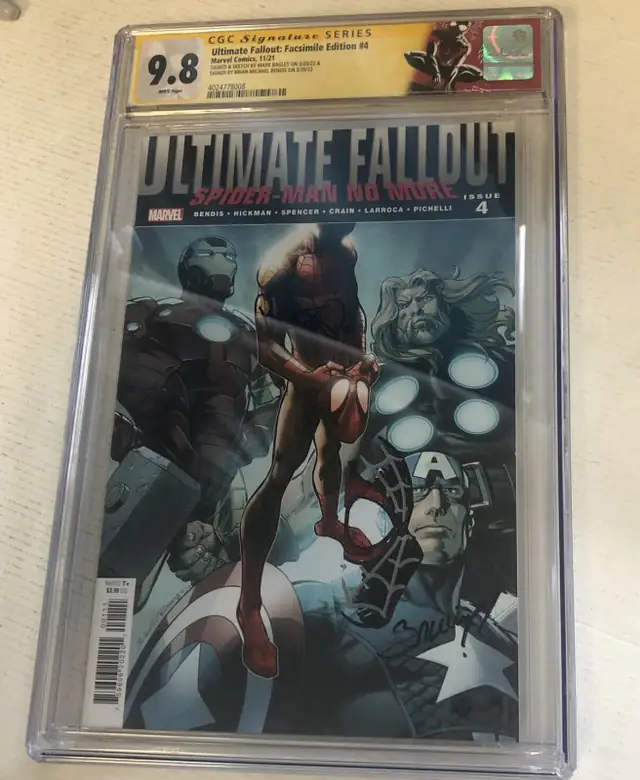 Ultimate Fallout Facsimile Edition #4 (Marvel Comics, 2021), CGC 9.8 graded comic book, Signature Series label — front cover in its holder